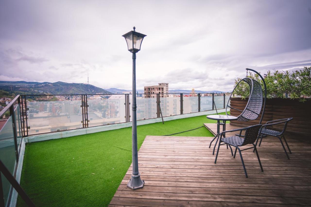 Hotel Grand View In Tbilisi Bagian luar foto