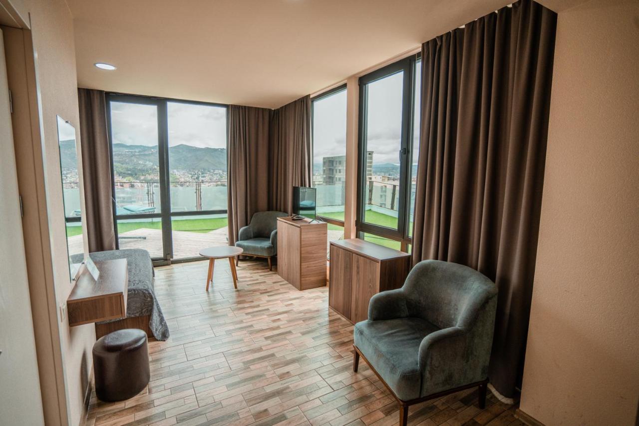 Hotel Grand View In Tbilisi Bagian luar foto